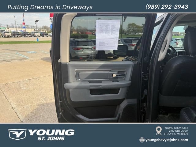 Used 2018 RAM 1500 Classic SLT w/ SLT Plus D←cor Group AWD/4WD image 14