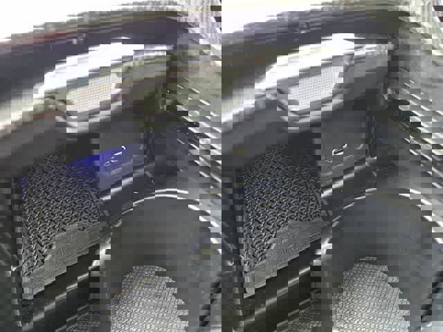 Used 2024 Mercedes-Benz CLE 53 AMG AMG CLE 53 image 32