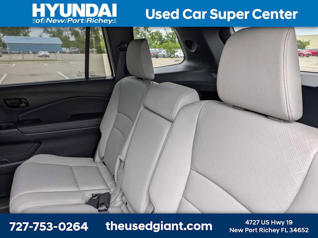 Used 2023 Honda Passport Elite image 16