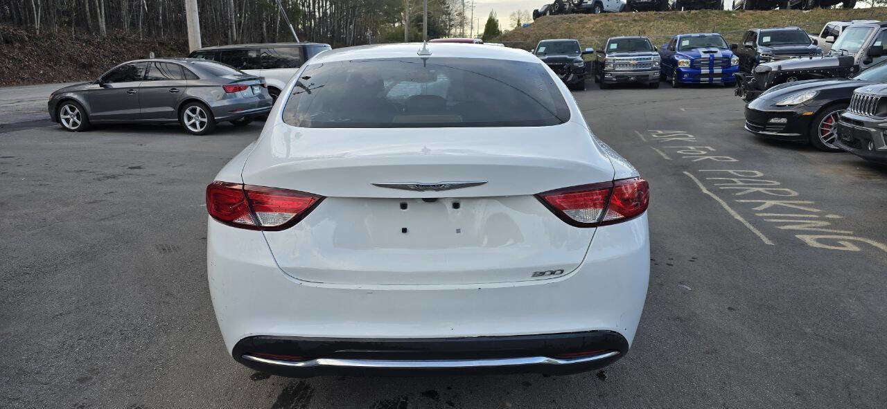 Used 2017 Chrysler 200 Limited Platinum w/ Comfort & Convenience Group image 8