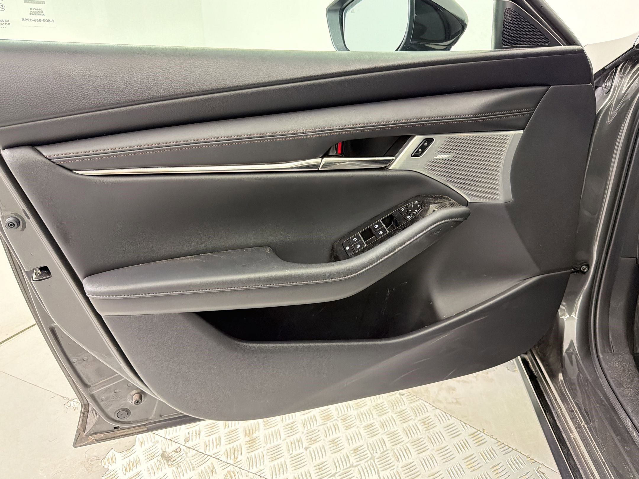 Used 2023 MAZDA MAZDA3 AWD 2.5 Turbo Hatchback image 14