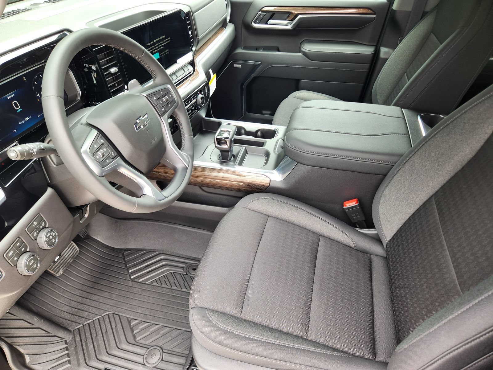New 2026 Chevrolet Silverado 1500 LT Trail Boss w/ Convenience Package II AWD/4WD image 13