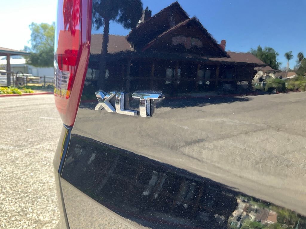 Used 2017 Ford Explorer XLT w/ Equipment Group 202A image 15