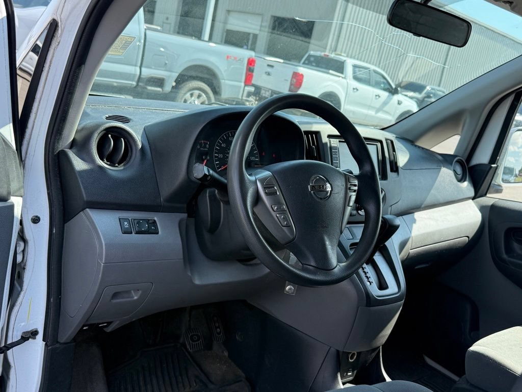 Used 2020 Nissan NV200 SV w/ Back Door Glass Package FWD image 4