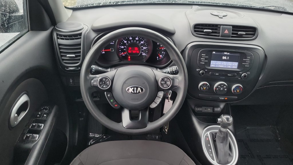 Used 2019 Kia Soul FWD image 12
