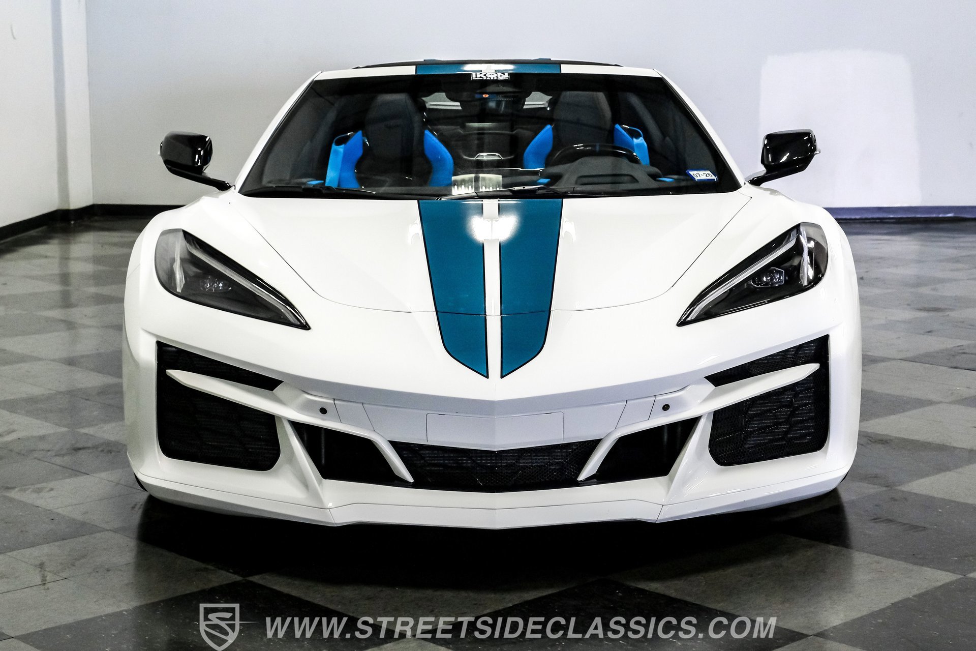 Used 2024 Chevrolet Corvette E-Ray w/ ZER Performance Package image 17