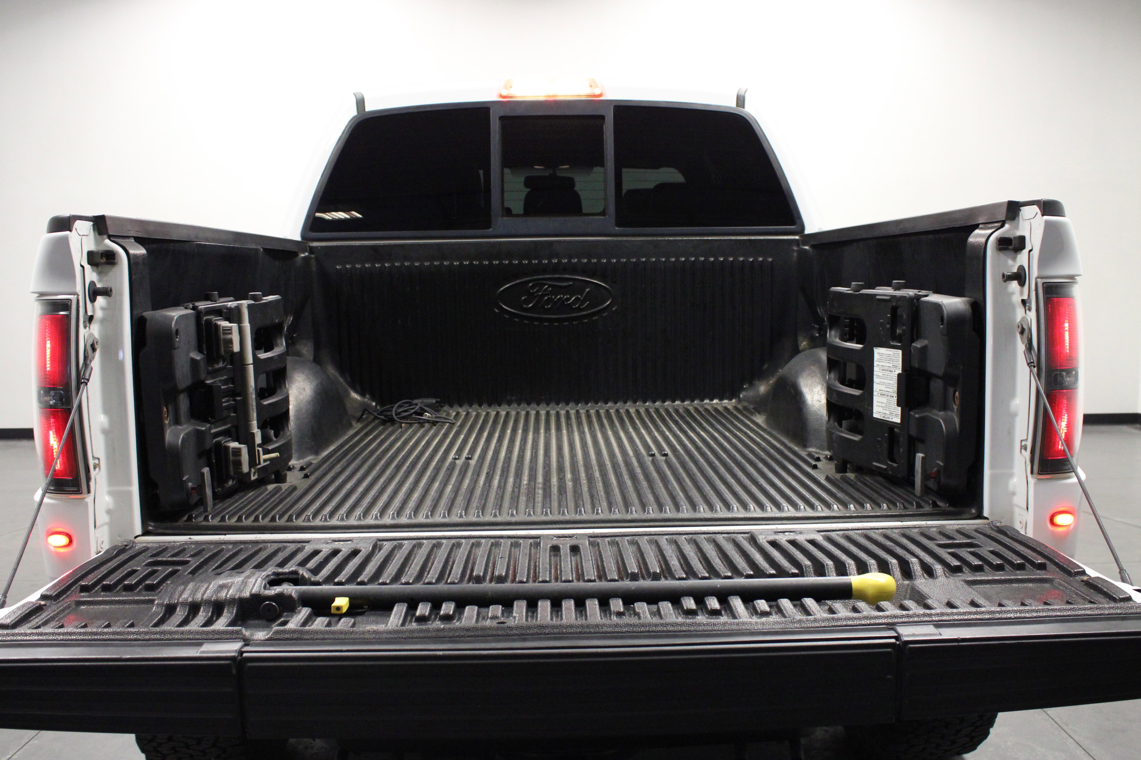 Used 2014 Ford F150 Raptor w/ Equipment Group 801A Luxury AWD/4WD image 14