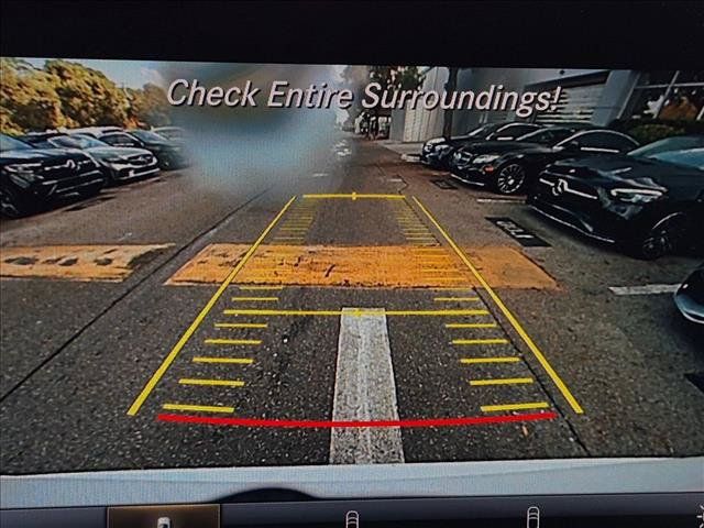 Used 2017 Mercedes-Benz GLC 300 4MATIC image 6
