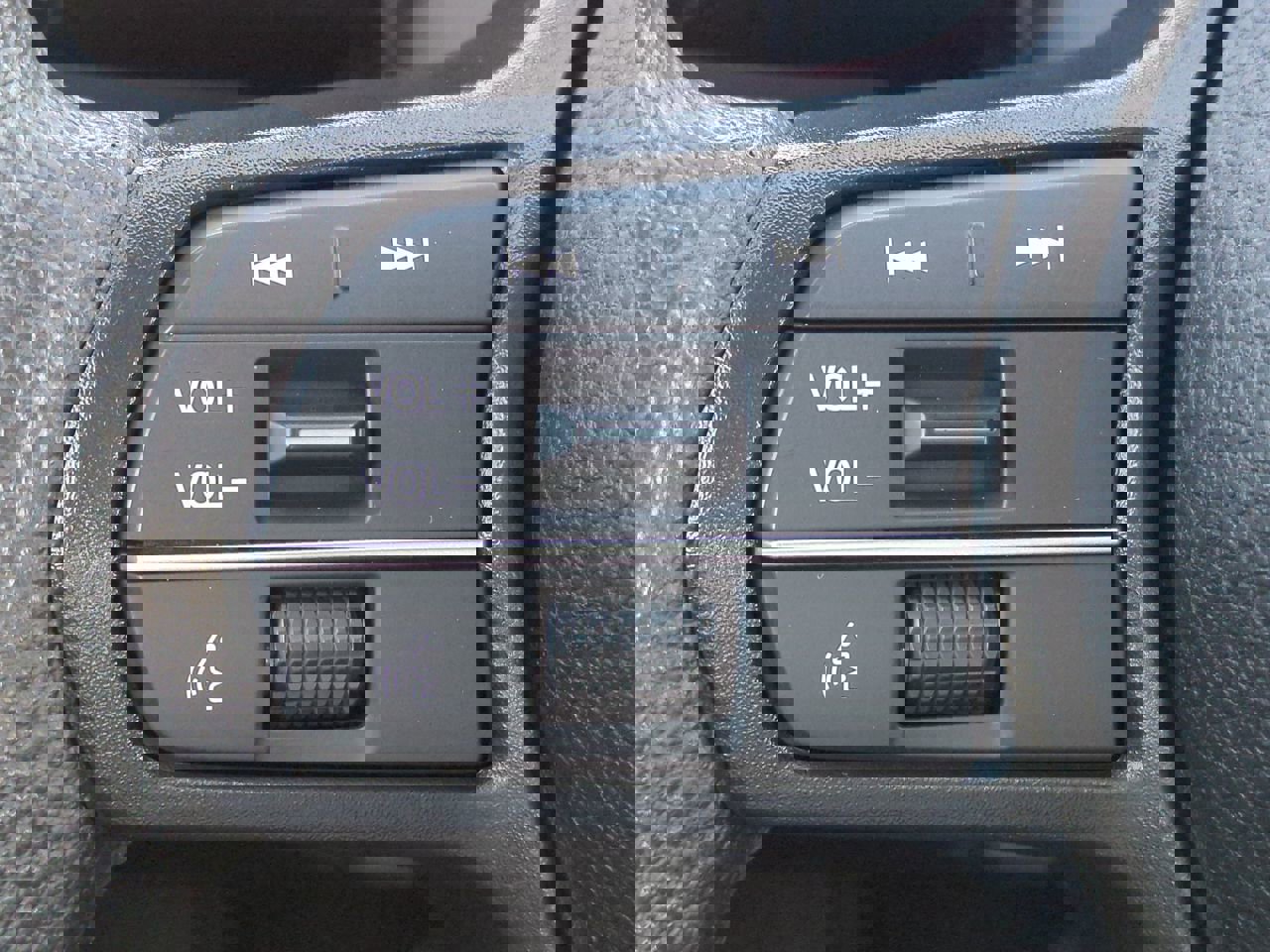Used 2024 Honda Accord EX image 23