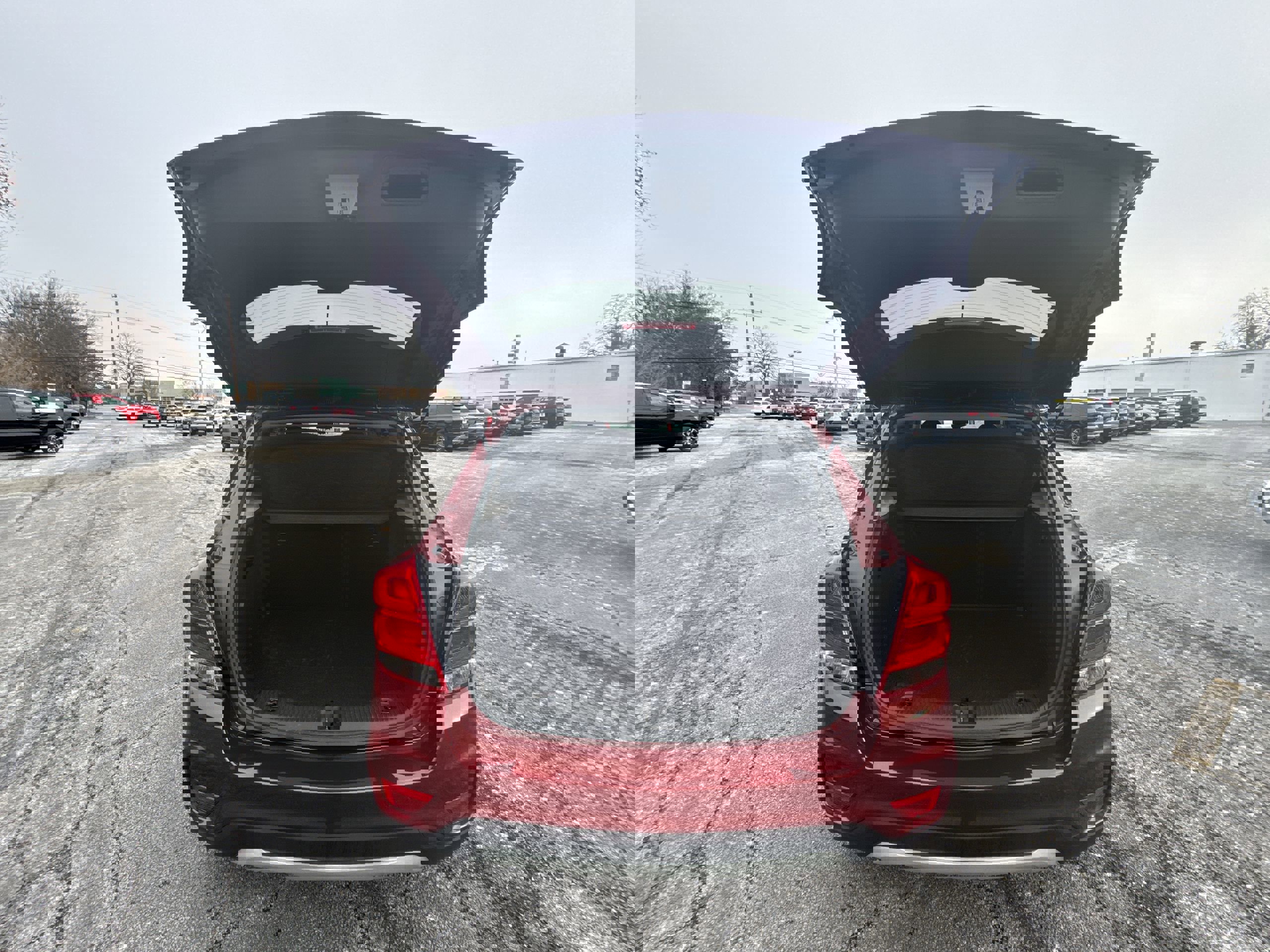 Used 2022 Chevrolet Trax LT w/ LT Convenience Package image 27