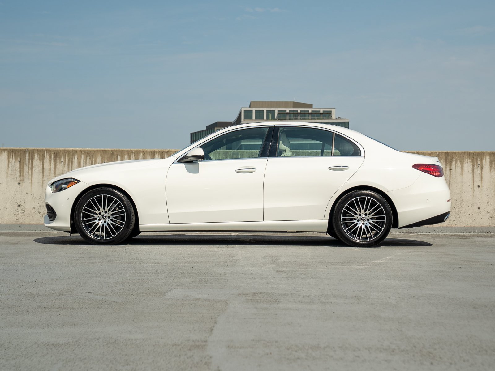 Used 2024 Mercedes-Benz C 300 4MATIC Sedan image 3
