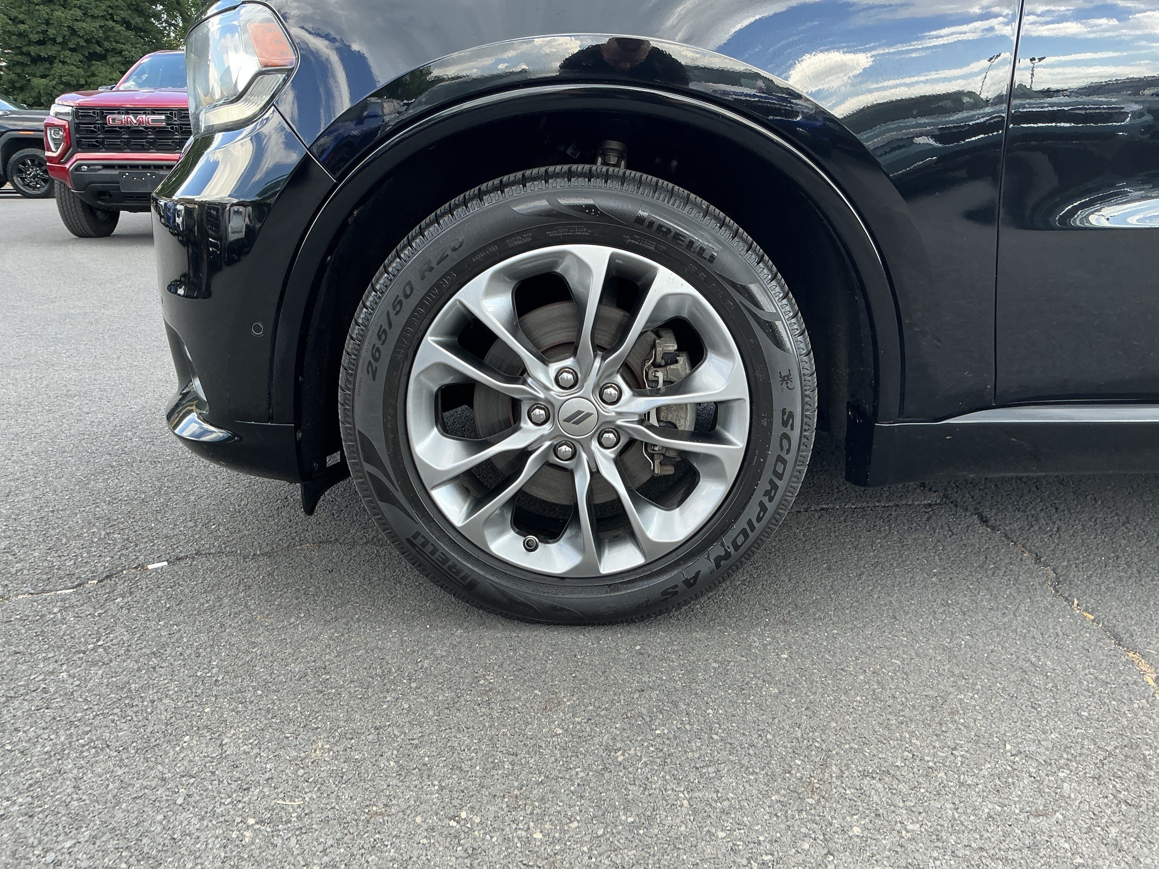 Used 2019 Dodge Durango R/T w/ Technology Group AWD/4WD image 9