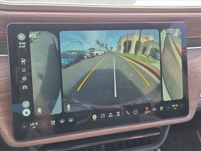 Used 2022 Rivian R1T Adventure AWD/4WD image 14