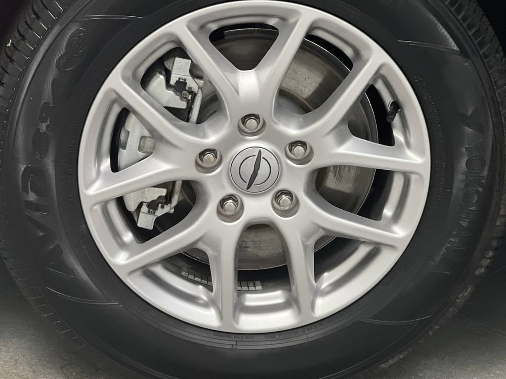 Used 2025 Chrysler Pacifica Select FWD image 81