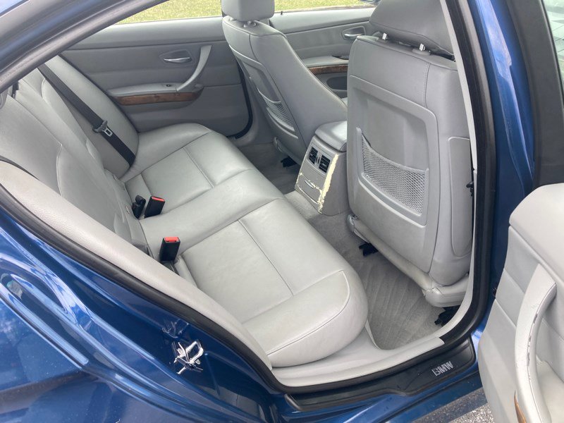 Used 2006 BMW 325i Sedan RWD image 15