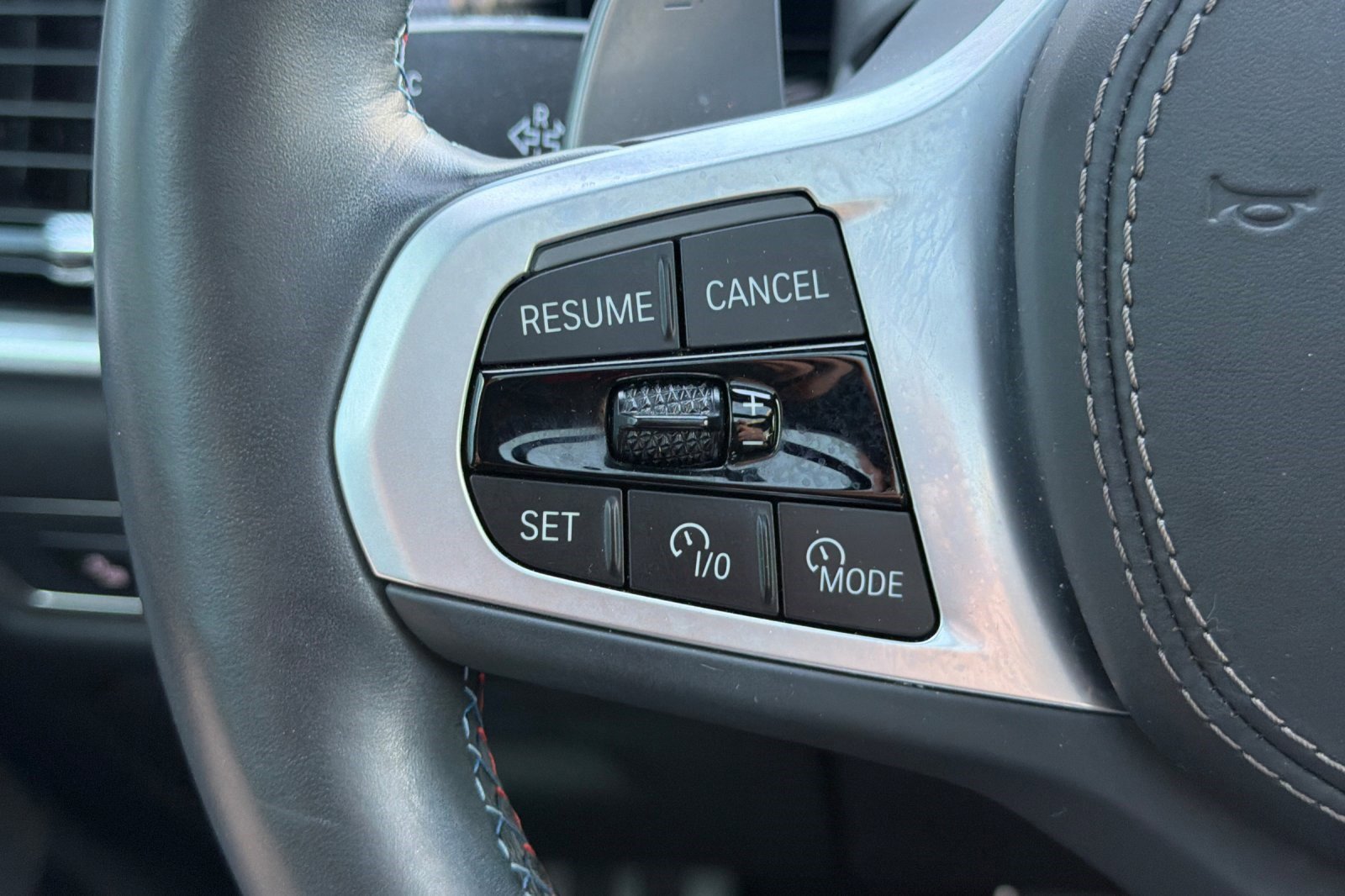 Certified 2024 BMW X7 M60i w/ Executive Package image 32