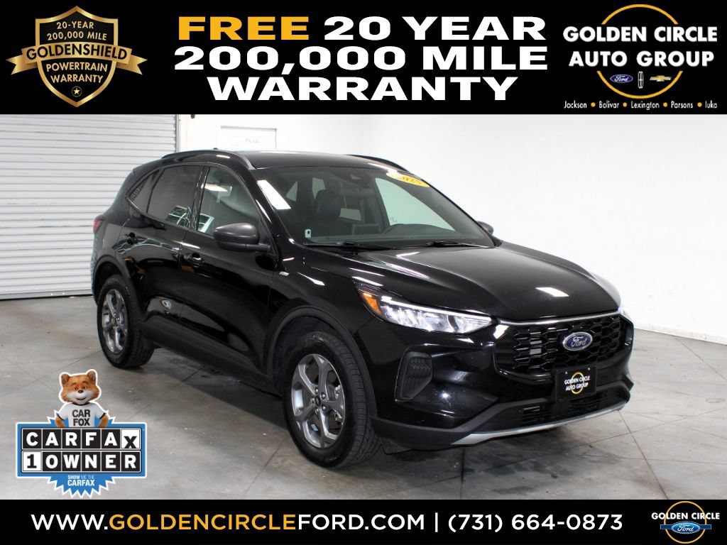 Used 2025 Ford Escape ST-Line AWD/4WD image 1