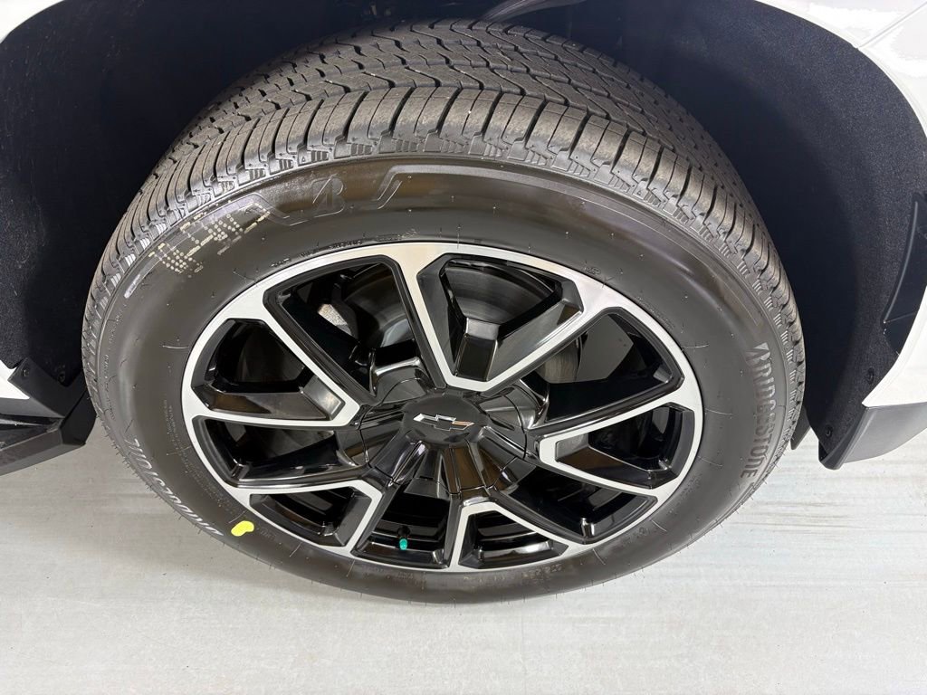 New 2026 Chevrolet Tahoe RST w/ Comfort Package AWD/4WD image 12