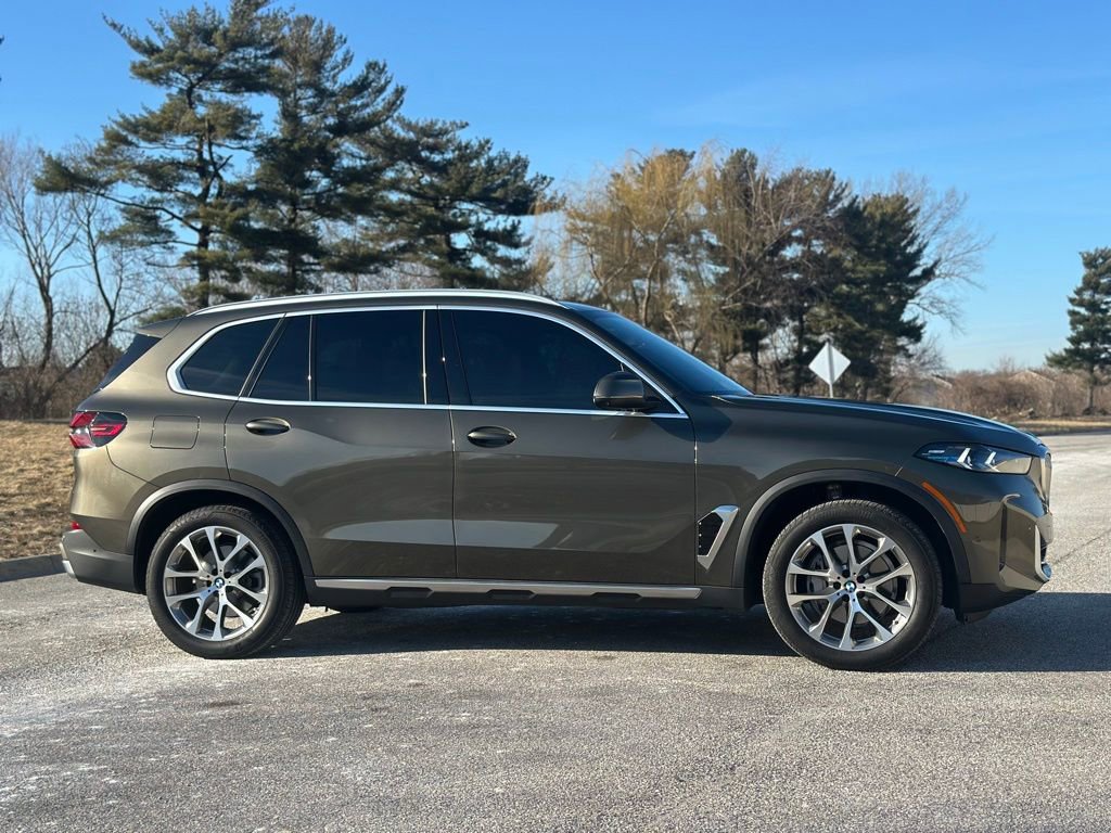 Certified 2024 BMW X5 xDrive40i w/ Premium Package image 8