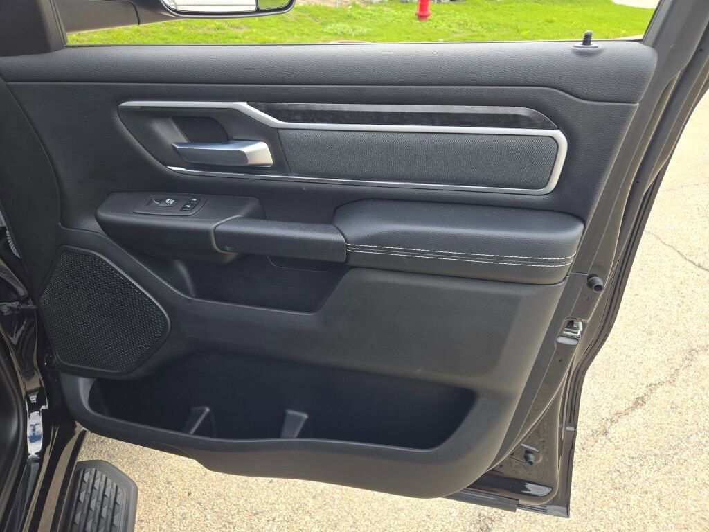 Certified 2023 RAM 1500 Big Horn AWD/4WD image 5