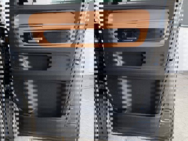 New 2025 Volkswagen ID. Buzz Pro S image 17