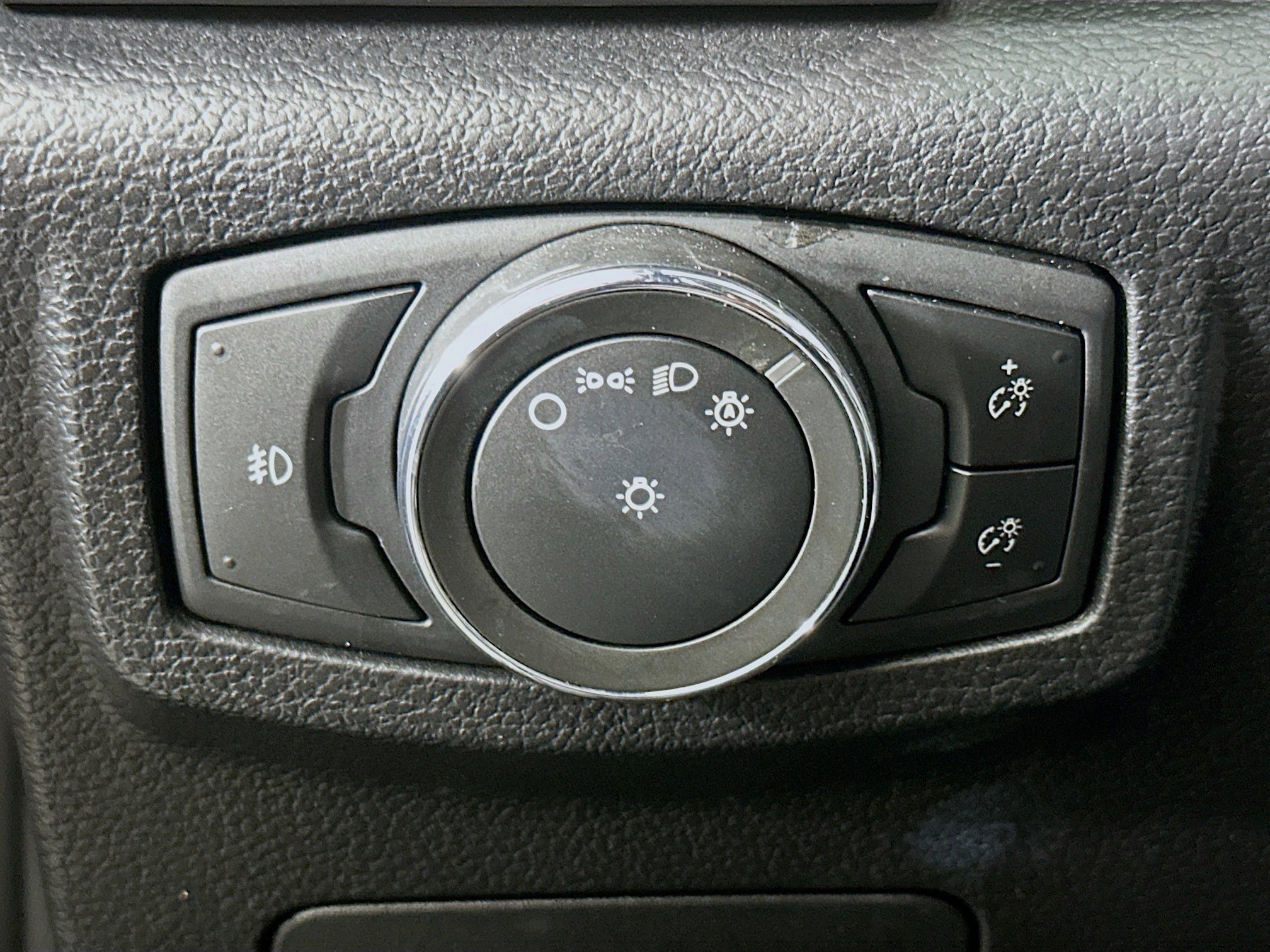 Used 2021 Ford Expedition XLT image 17