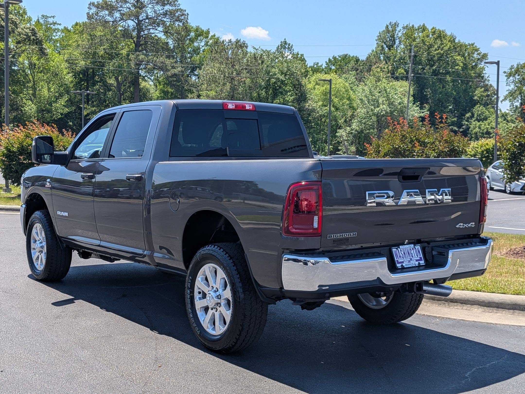 New 2026 RAM 2500 Big Horn AWD/4WD image 7