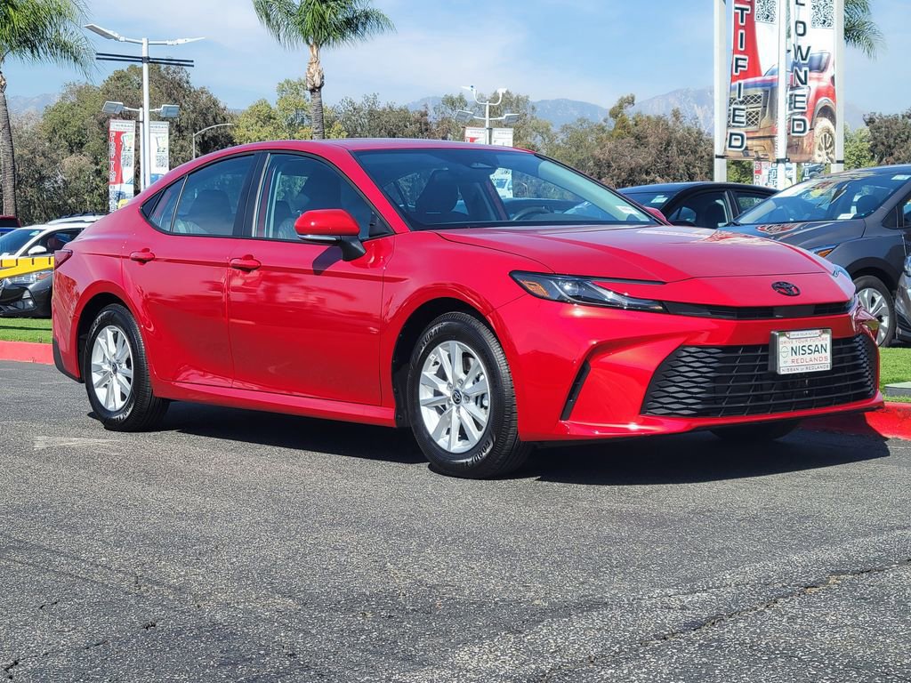 Used 2026 Toyota Camry LE image 34