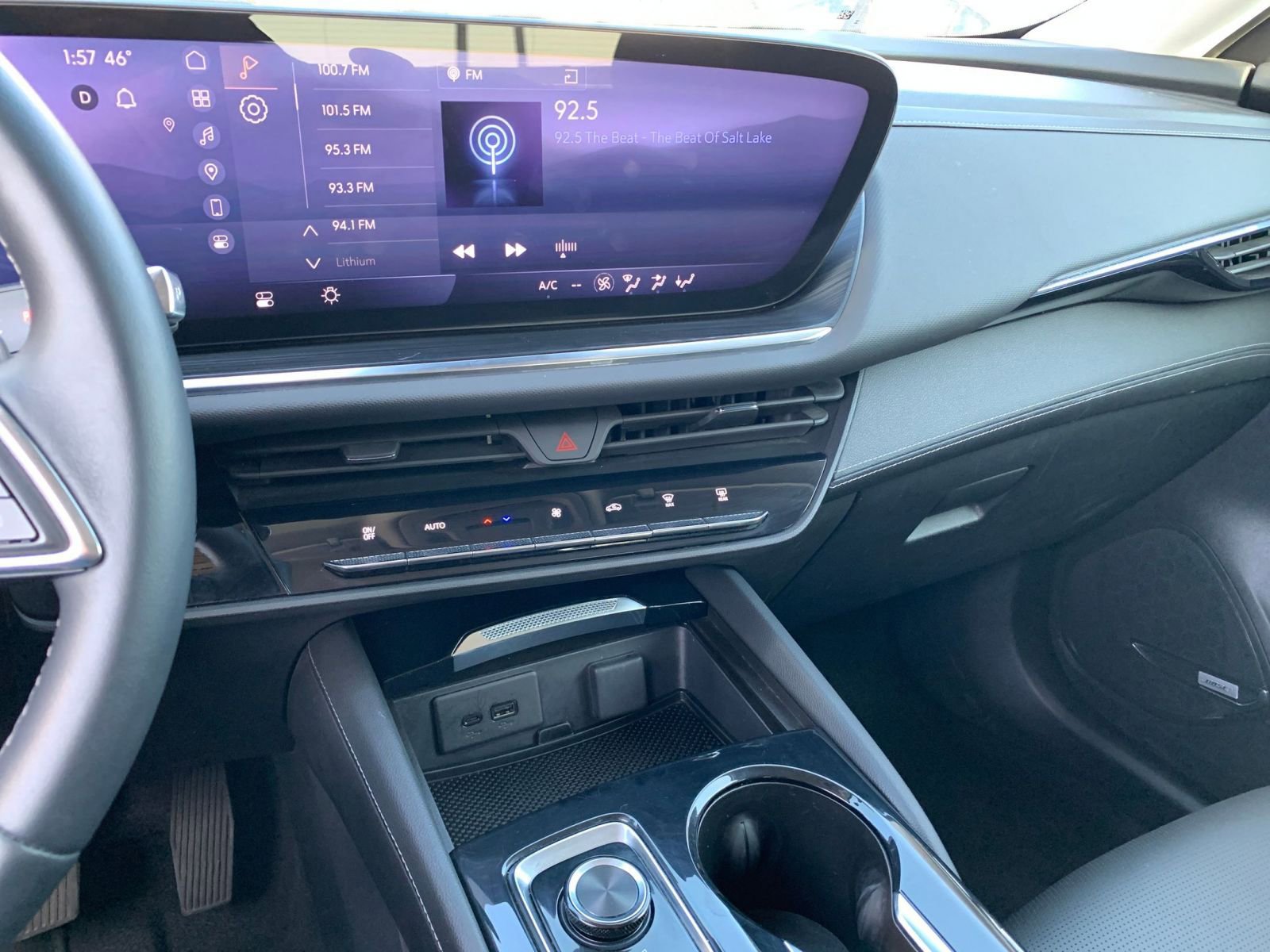 Used 2024 Buick Envision Preferred image 18