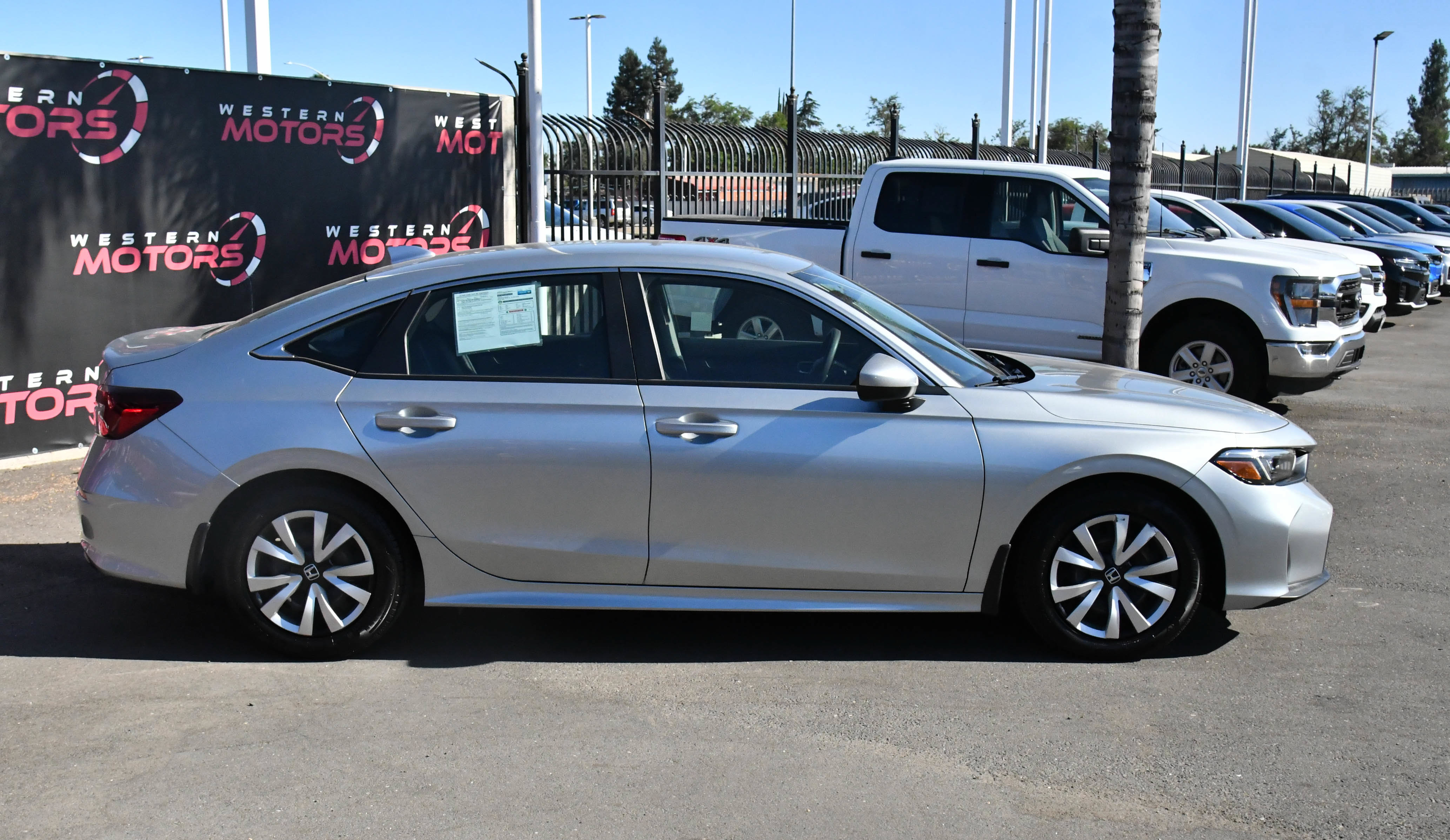 Used 2025 Honda Civic LX image 9