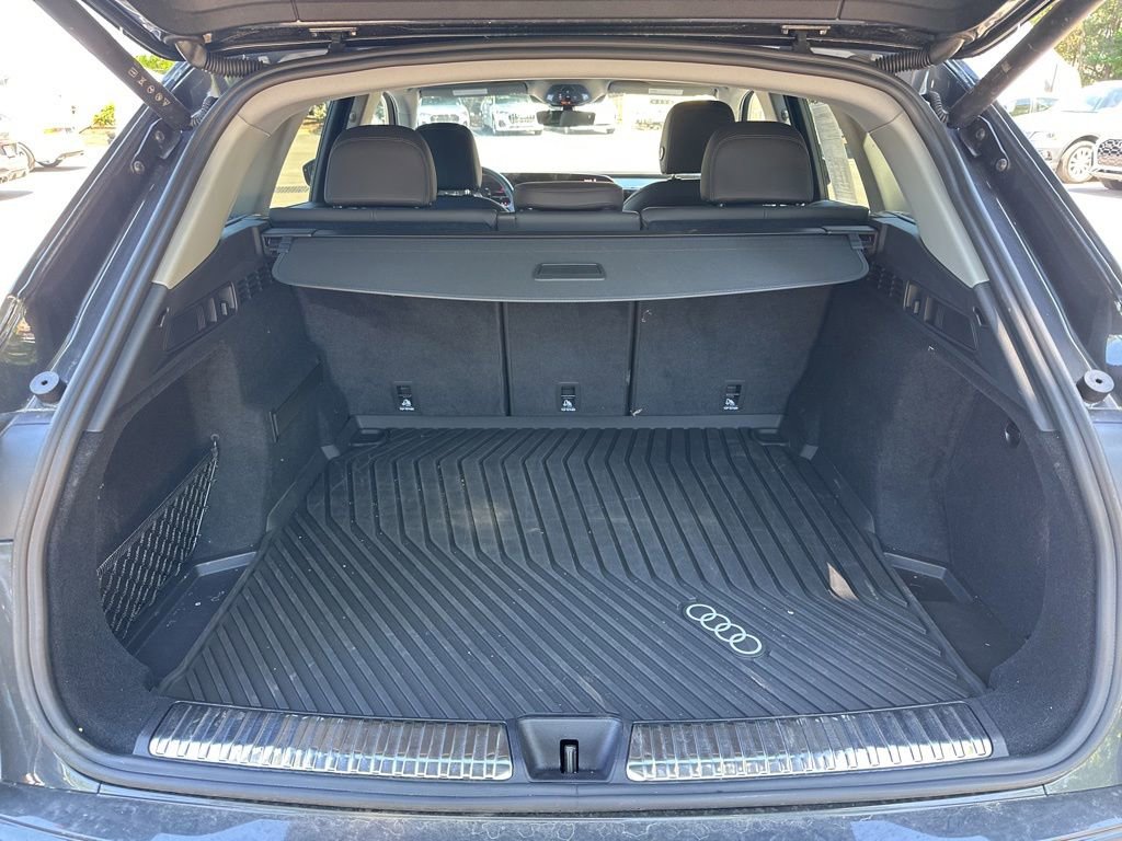 Used 2025 Audi Q5 Premium Plus w/ Premium Plus AWD/4WD image 20