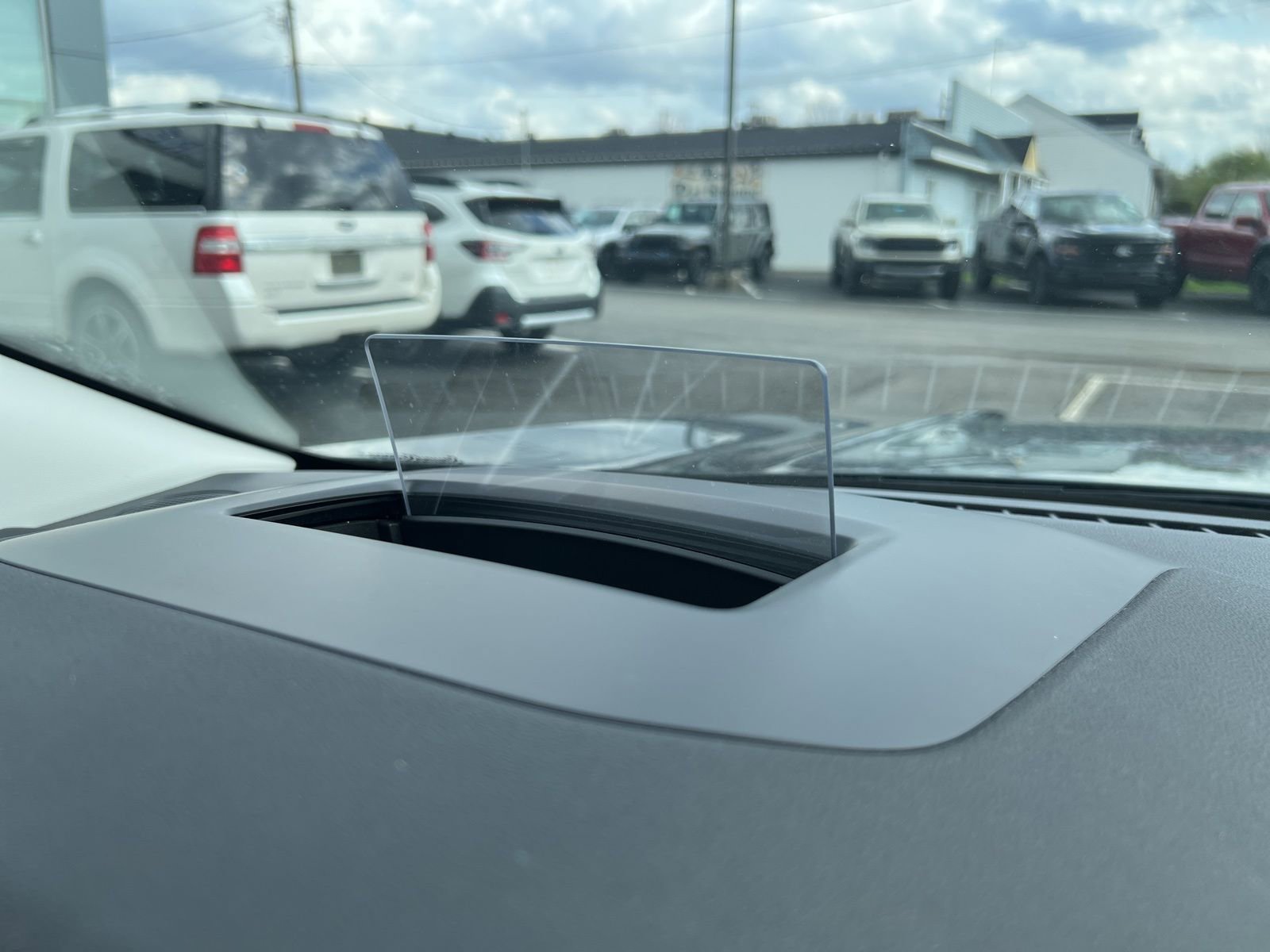 Used 2024 Ford Escape Platinum w/ Premium Technology Package image 35