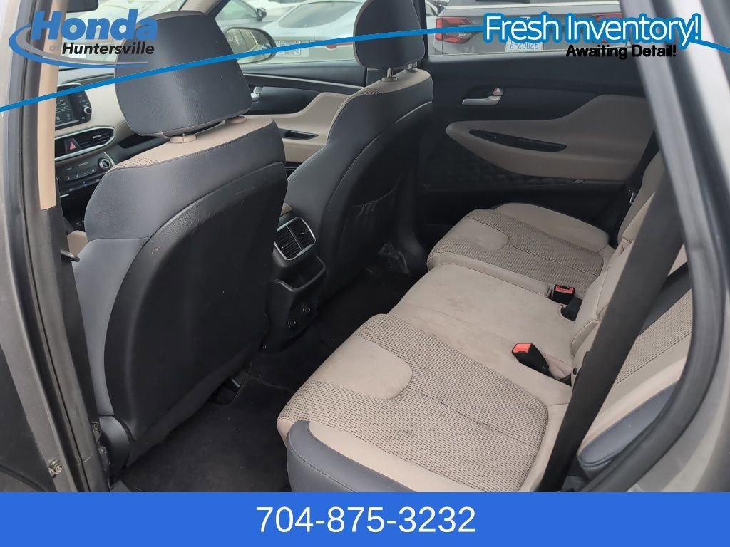 Used 2019 Hyundai Santa Fe SE image 13