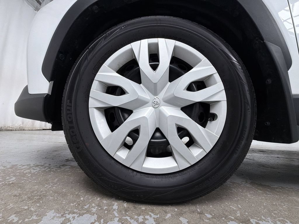 Certified 2023 Toyota Corolla Cross L AWD/4WD image 15