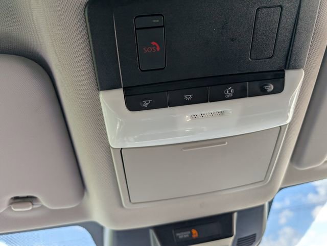 Used 2024 Nissan Rogue SV image 21