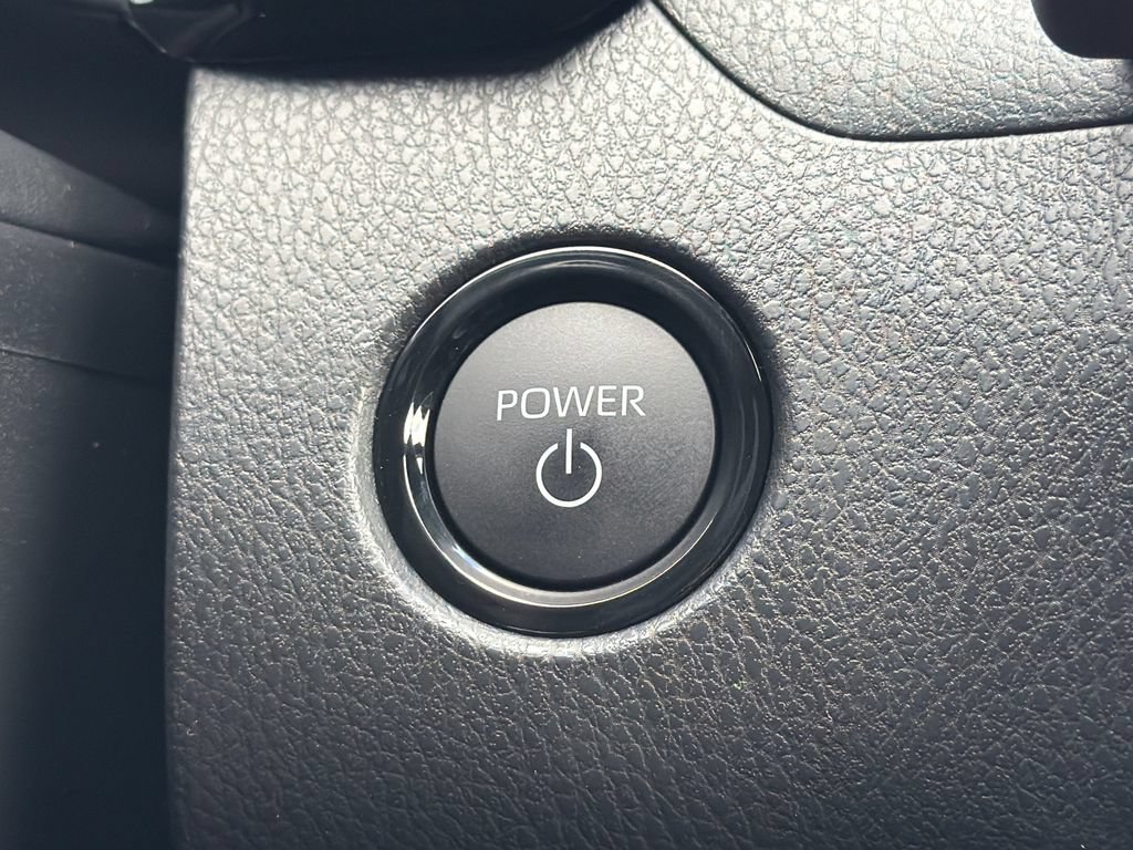 New 2026 Toyota Camry Hybrid FWD image 31