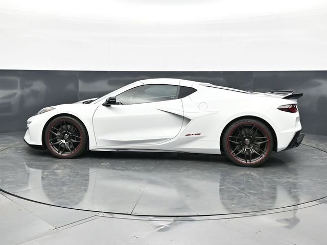 Used 2024 Chevrolet Corvette Z06 w/ Stealth Interior Trim Package RWD image 4