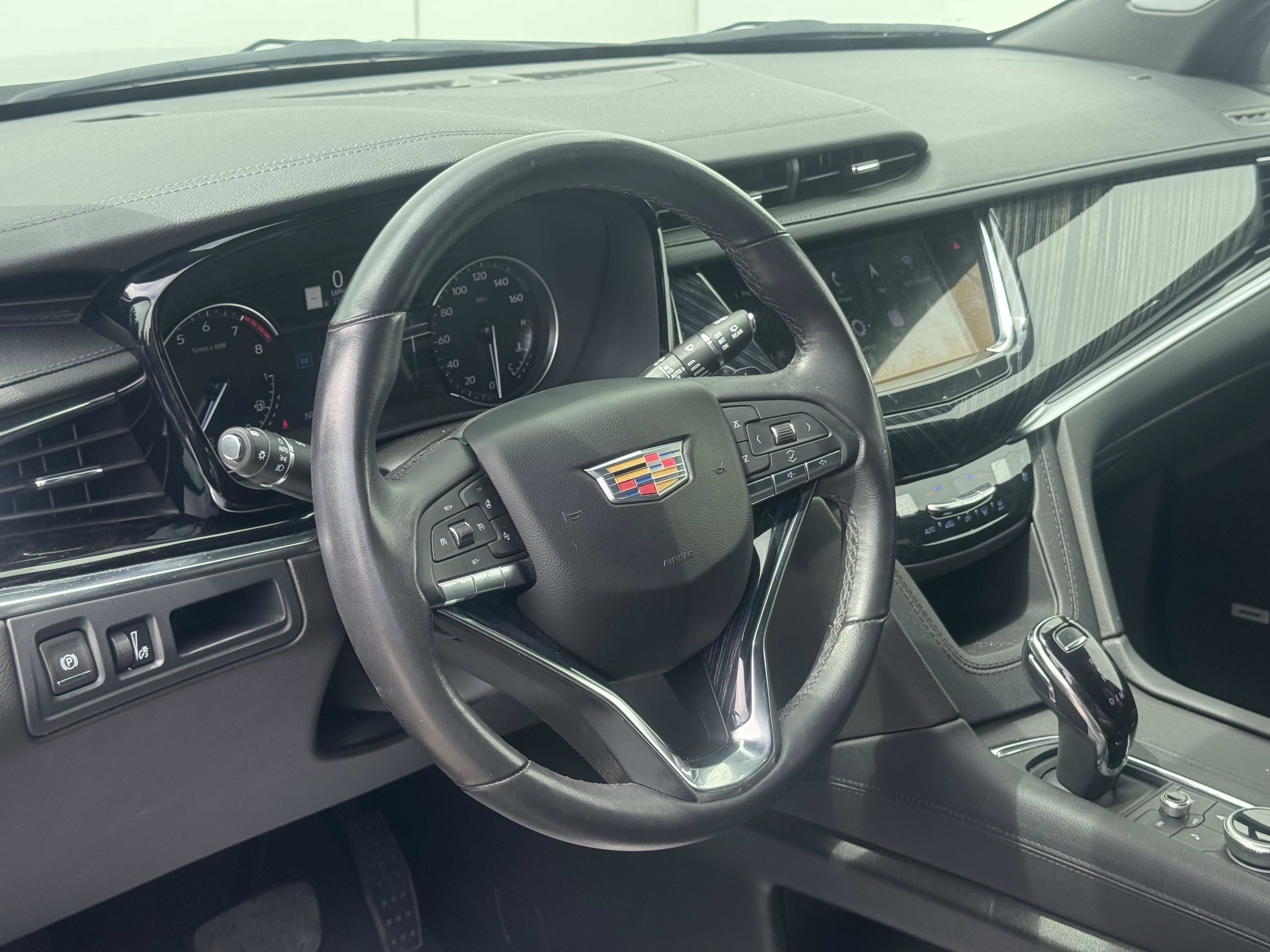Certified 2024 Cadillac XT6 Premium Luxury image 18