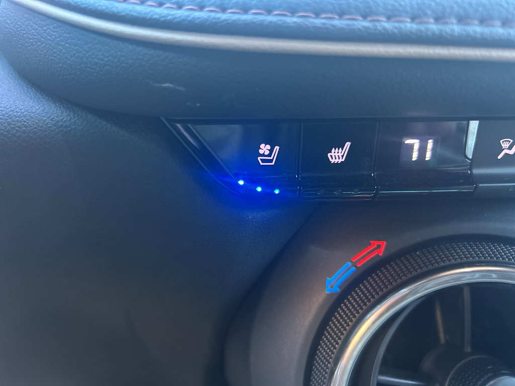 Used 2020 Chevrolet Blazer Premier w/ Driver Confidence II Package image 20