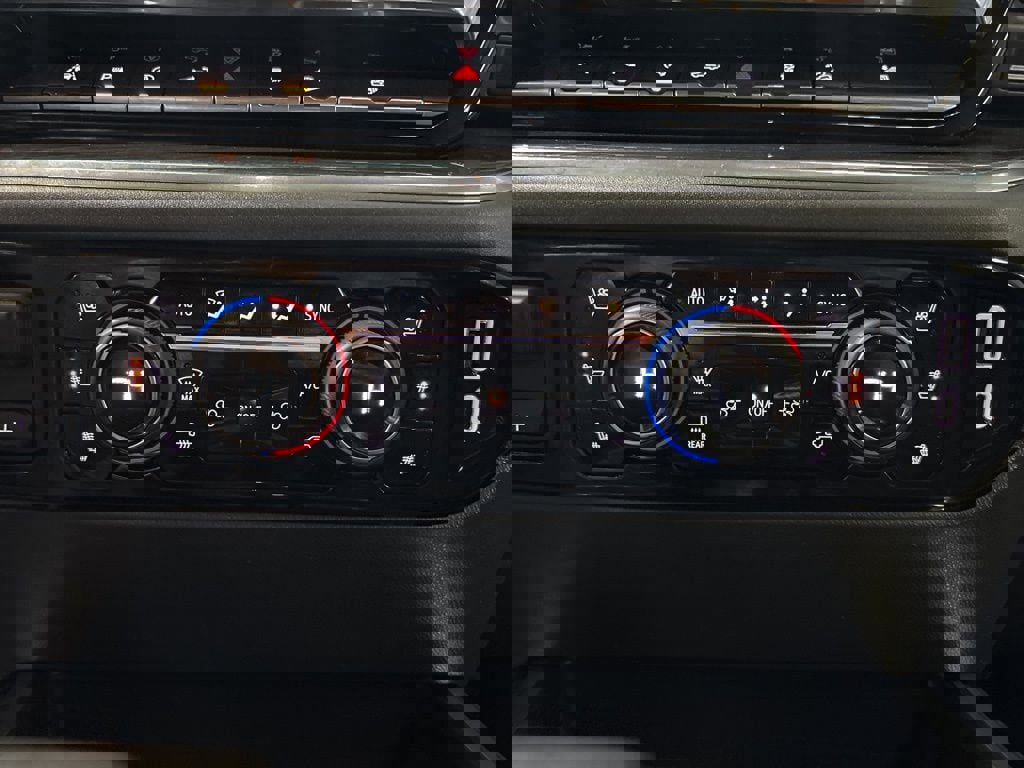 Certified 2022 Chevrolet Silverado 1500 LTZ image 34