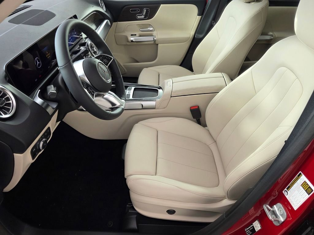 New 2026 Mercedes-Benz GLB 250 image 6