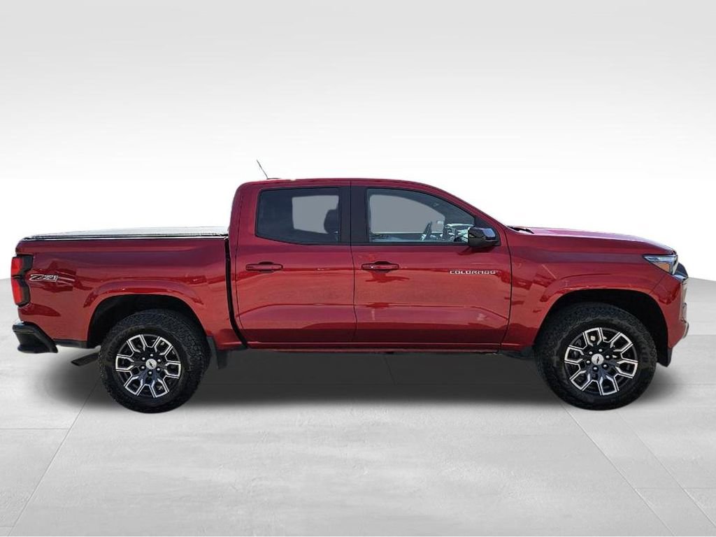 Used 2024 Chevrolet Colorado Z71 w/ Z71 Convenience Package 2 AWD/4WD image 5