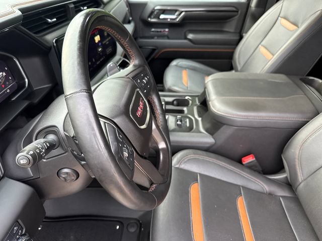 Used 2023 GMC Sierra 1500 AT4 w/ Technology Package AWD/4WD image 19
