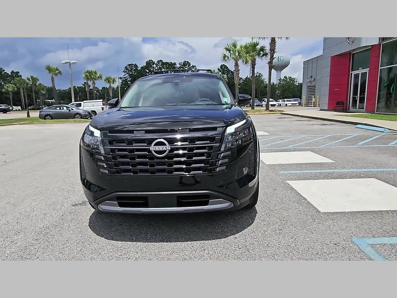 New 2026 Nissan Pathfinder Platinum FWD image 18