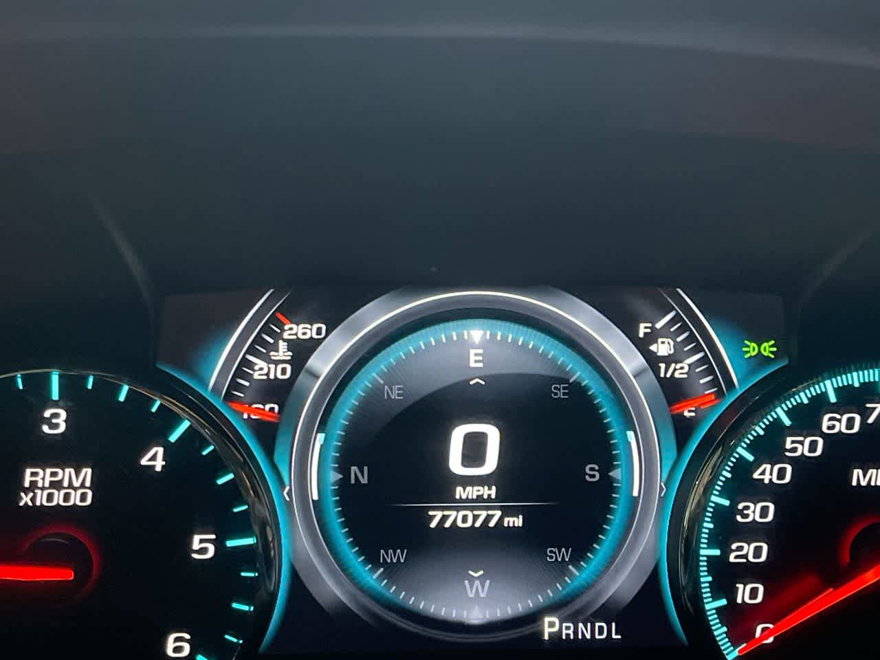 Used 2018 GMC Yukon Denali w/ Open Road Package AWD/4WD image 15