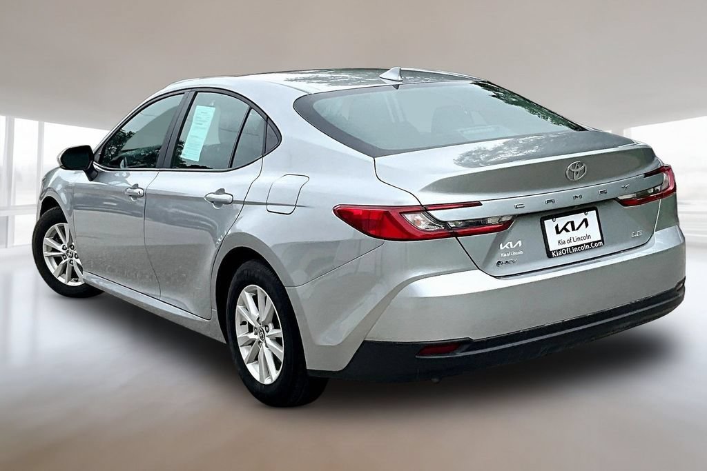 Used 2025 Toyota Camry LE FWD image 4