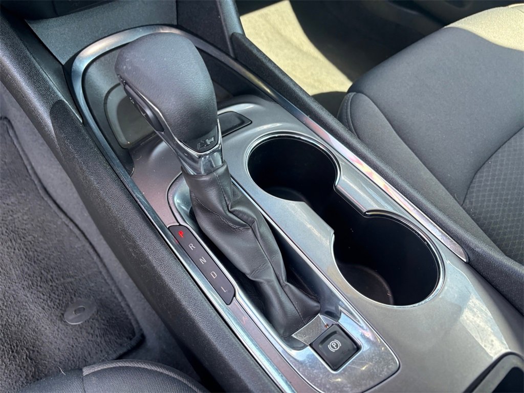 Used 2023 Chevrolet Malibu LT image 19