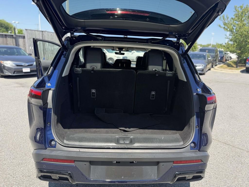 Used 2024 INFINITI QX60 Luxe AWD/4WD image 17