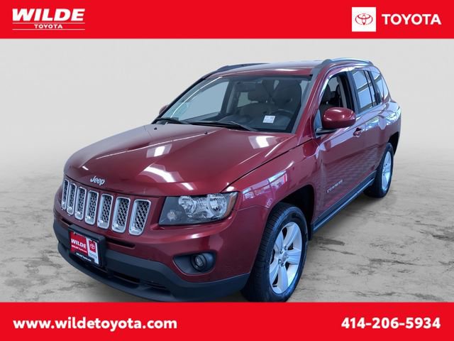 Used 2016 Jeep Compass Latitude AWD/4WD image 1