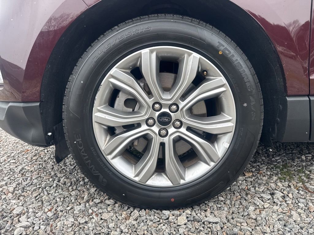 Used 2024 Ford Edge Titanium image 14